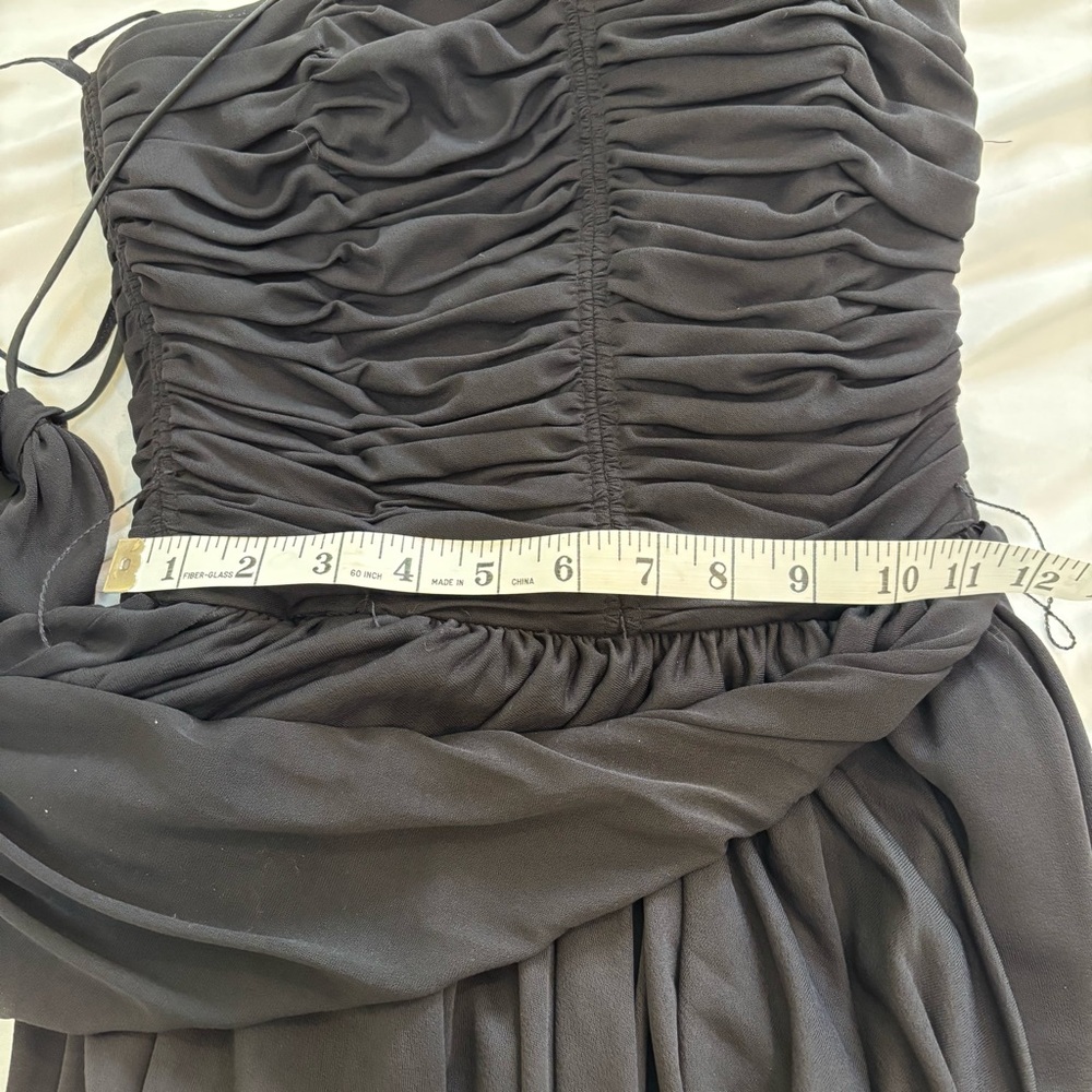 Victor Costa Black One-Shoulder Dress‎ - Picture 14 of 14
